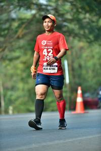 BIB: 195, 42195
                            <button type="button" onclick="openModal(10141391)" class="btn btn-primary btn-sm float-right btn-popup" data-toggle="modal" data-target=".modal-high-quality">
                        <i class="fas fa-shopping-cart"></i> Add to Cart
                    </button>
                                            <button type="button" onclick="isThisMe(10141391, true)" class="btn btn-success btn-sm float-right btn-popup btn-isme hidden" data-toggle="tooltip" data-placement="bottom" title="นี่คือรูปของคุณใช่ไหม คลิกที่นี่เพื่อเอาเข้าอัลบั้ม">
                        <i class="fas fa-plus"></i> Add to album
                    </button>
                    <button type="button" onclick="isThisMe(10141391, false)" class="btn btn-warning btn-sm float-right btn-popup btn-isnotme hidden">
                        <i class="fas fa-ban"></i> Remove from album
                    </button>